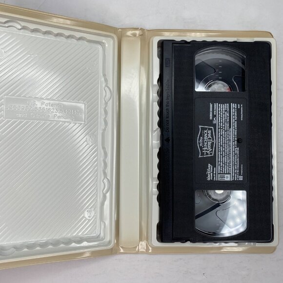 Vtg Walt Disney Masterpiece The Hunchback Of Notre Dame VHS Tape Clamshell Case - Picture 4 of 9